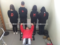 Uczniowie biorący udział w akcji DKMS