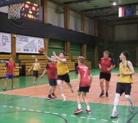 Męska Reprezentacja Koszykówki biorąca udział w Mistrzostwach Szkół Średnich